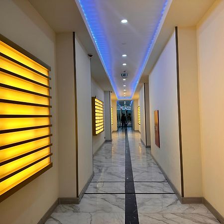 Batumi Orbi City Apart Hotel Екстер'єр фото